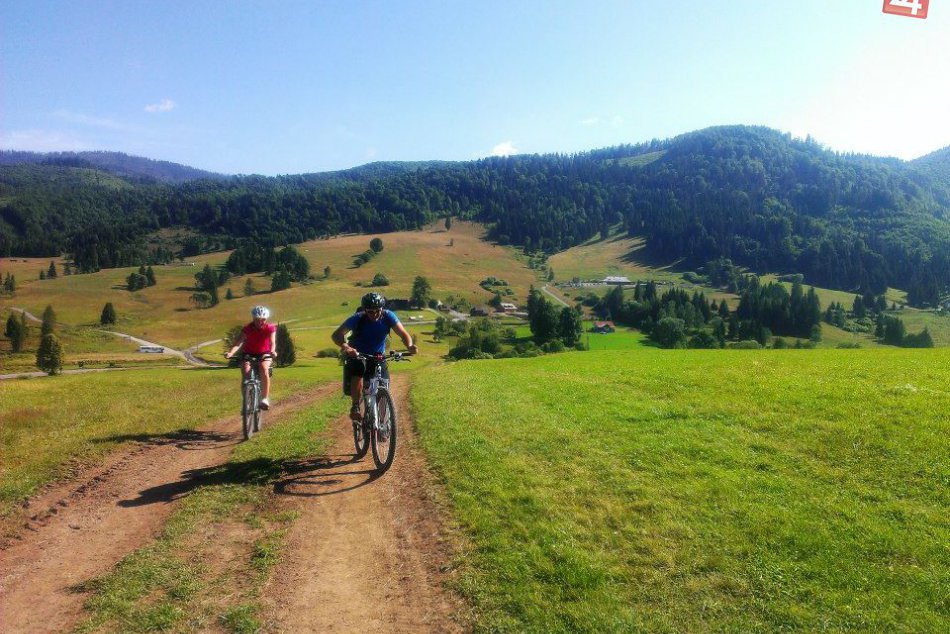 Ilustračný obrázok k článku Spoznávajte krásy Horehronia z bicykla. TOP jesenné cyklotrasy v okolí Brezna