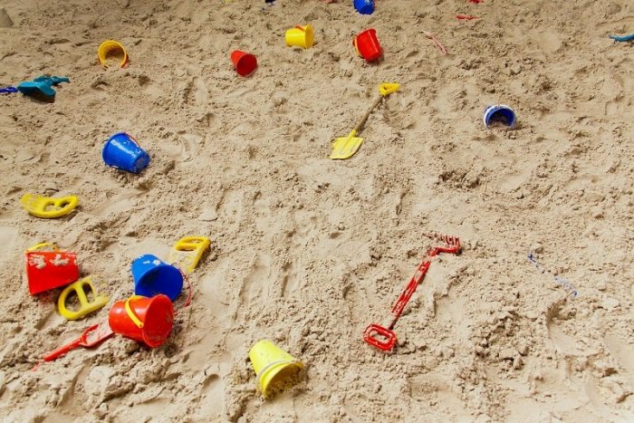 Ilustračný obrázok k článku RÚVZ kontroloval na breznianskych detských pieskoviskách kvalitu piesku